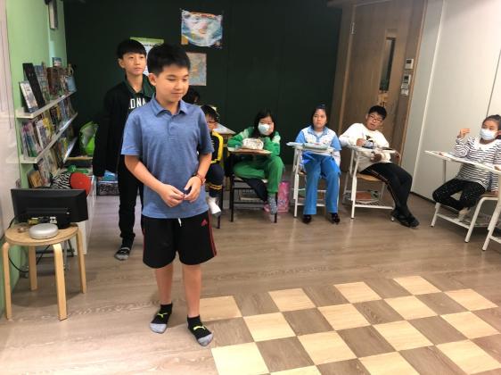 英文助教( 缺週二、四、五）