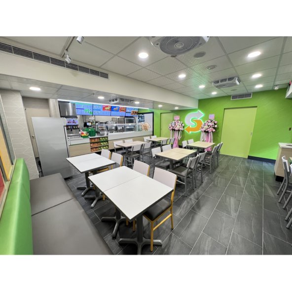 subway台塑民生店 時薪235元