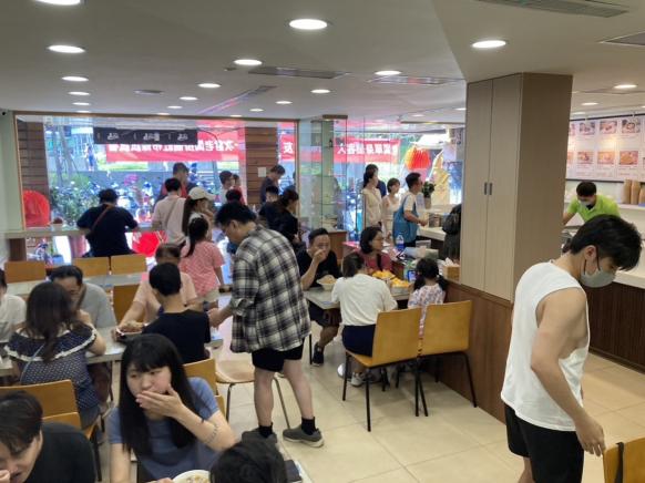 工作與學習並行的夥伴^_^