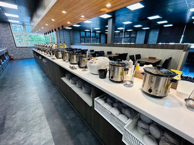 饗厚牛排誠徵早班、全日班、晚班