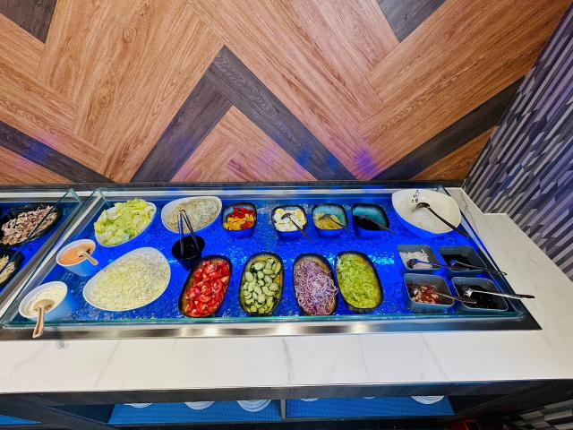 饗厚牛排誠徵早班、全日班、晚班