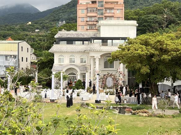 誠徵婚禮及商業攝影師/錄影師