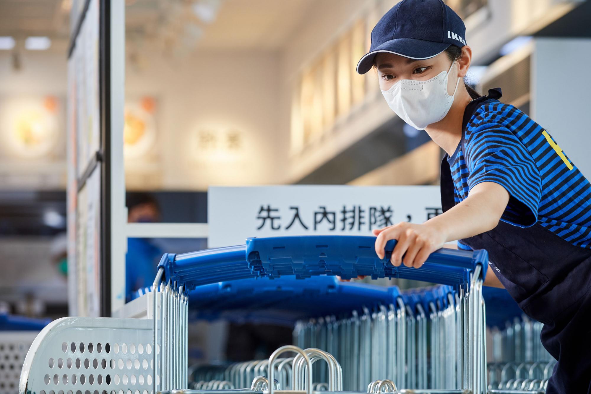 台中店-餐廳-餐飲服務人員-兼職(全勤獎金另計)