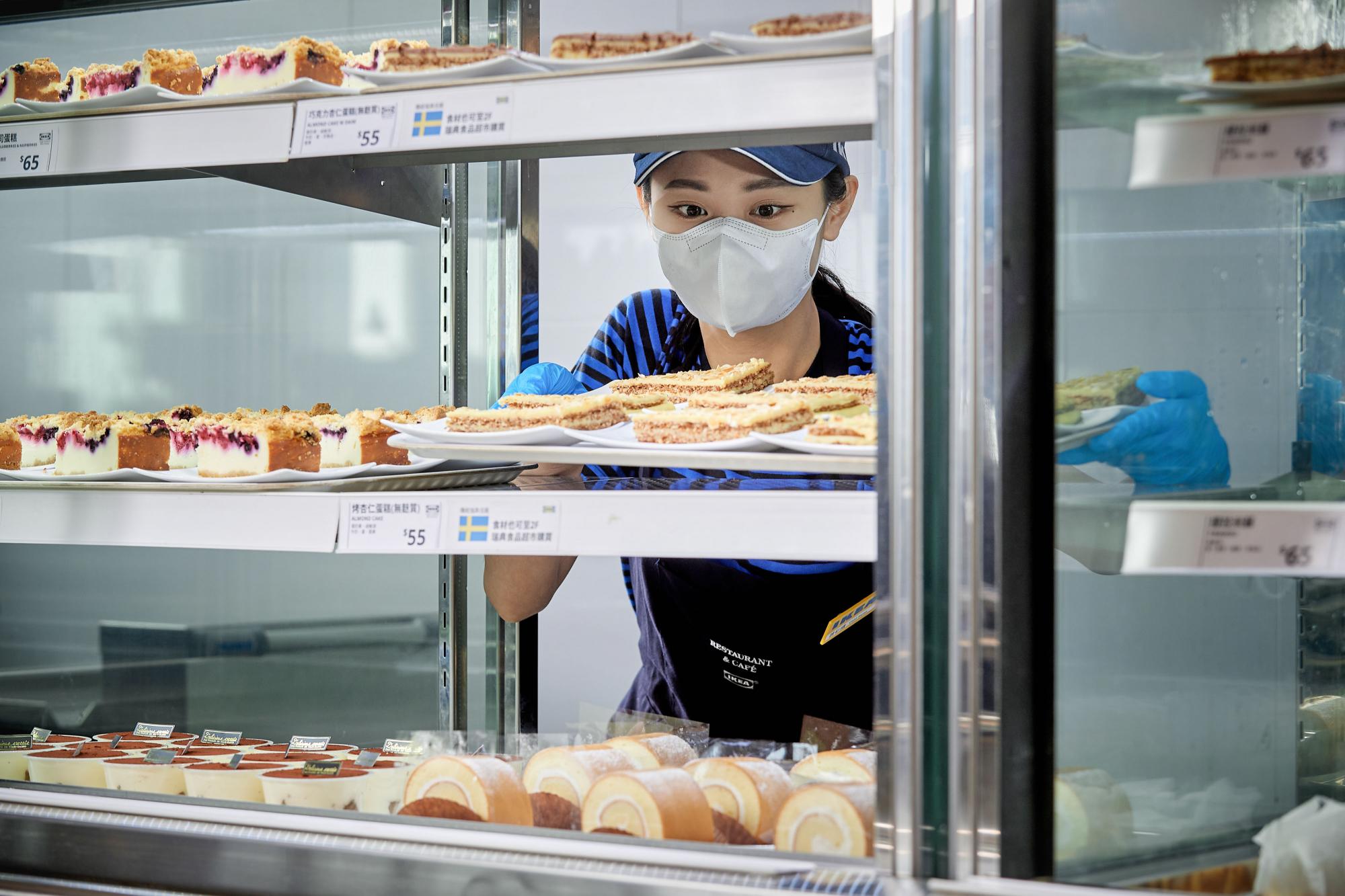 台中店-餐廳-餐飲服務人員-兼職(全勤獎金另計)