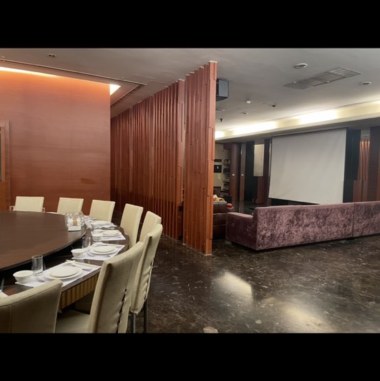 包廂式餐廳徵工讀生