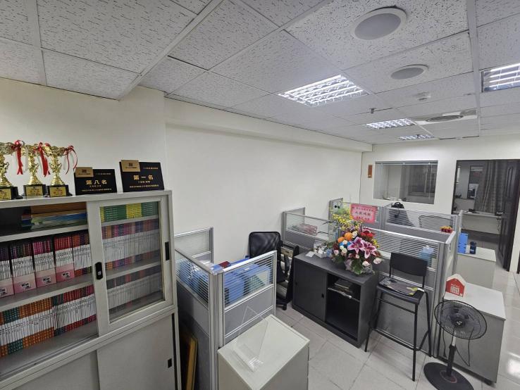 高額獎金 × 彈性排班 × 歡樂團隊