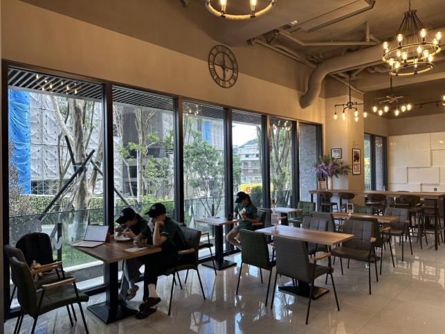 早班PT計時人員（麥味登新橫濱店）