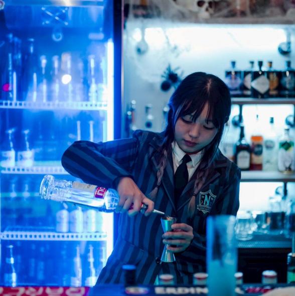 海線餐酒館外場服務生