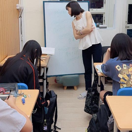 長期英文、安親小老師（一到日可任選三天）、安親老師需五天