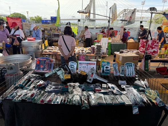 重新橋市集/商品販售人員