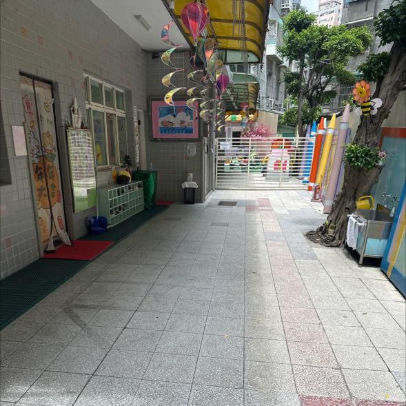 誠徵 教保員