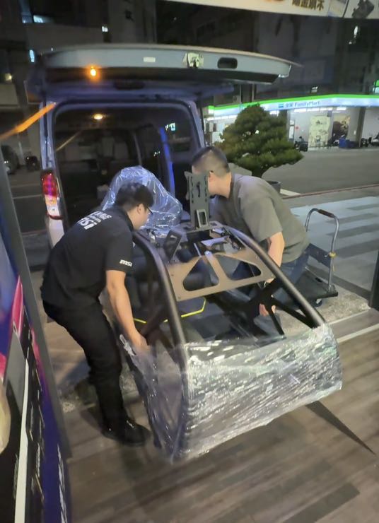 協助賽車模擬/飛行模擬安裝（無經驗可）