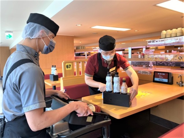 🚨高薪250元起🚨 彈性排班📅留任&介紹獎金💪壽司郎巨城店｜加班費5分鐘計算⏰