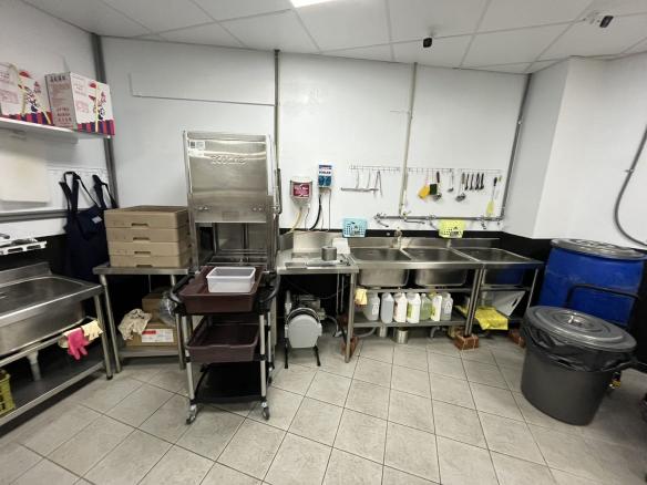 億品鍋斗六店晚班工讀
