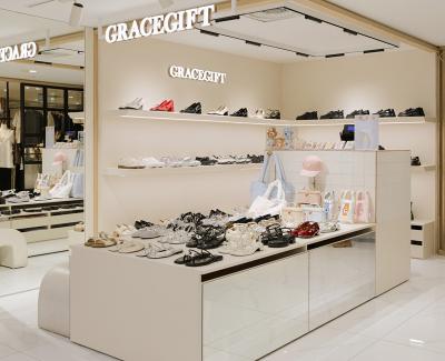 GRACEGIFT ／銷售人員 忠孝SOGO門市