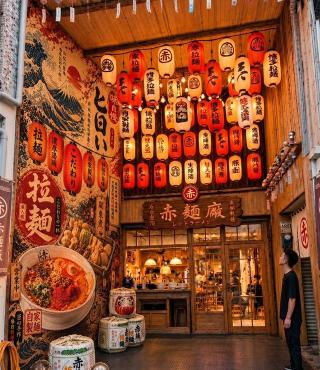 徵內外場服務人員
