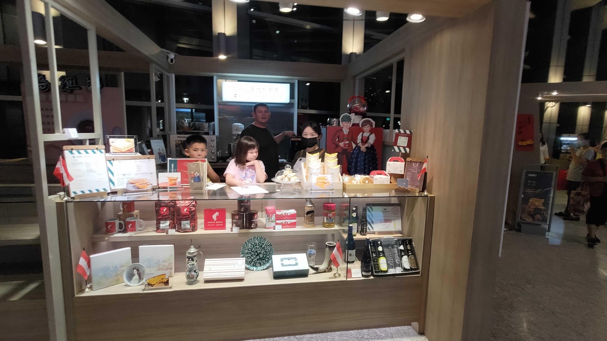奧地利廚房雲林高鐵店晚班人員