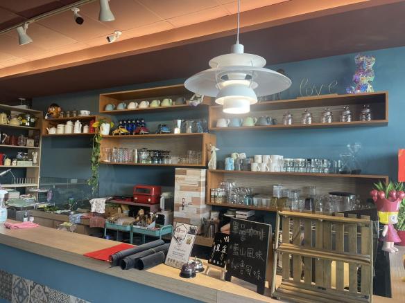 【凃小姐 Coffee shop】新夥伴招募中！內場／外場人員 ☕